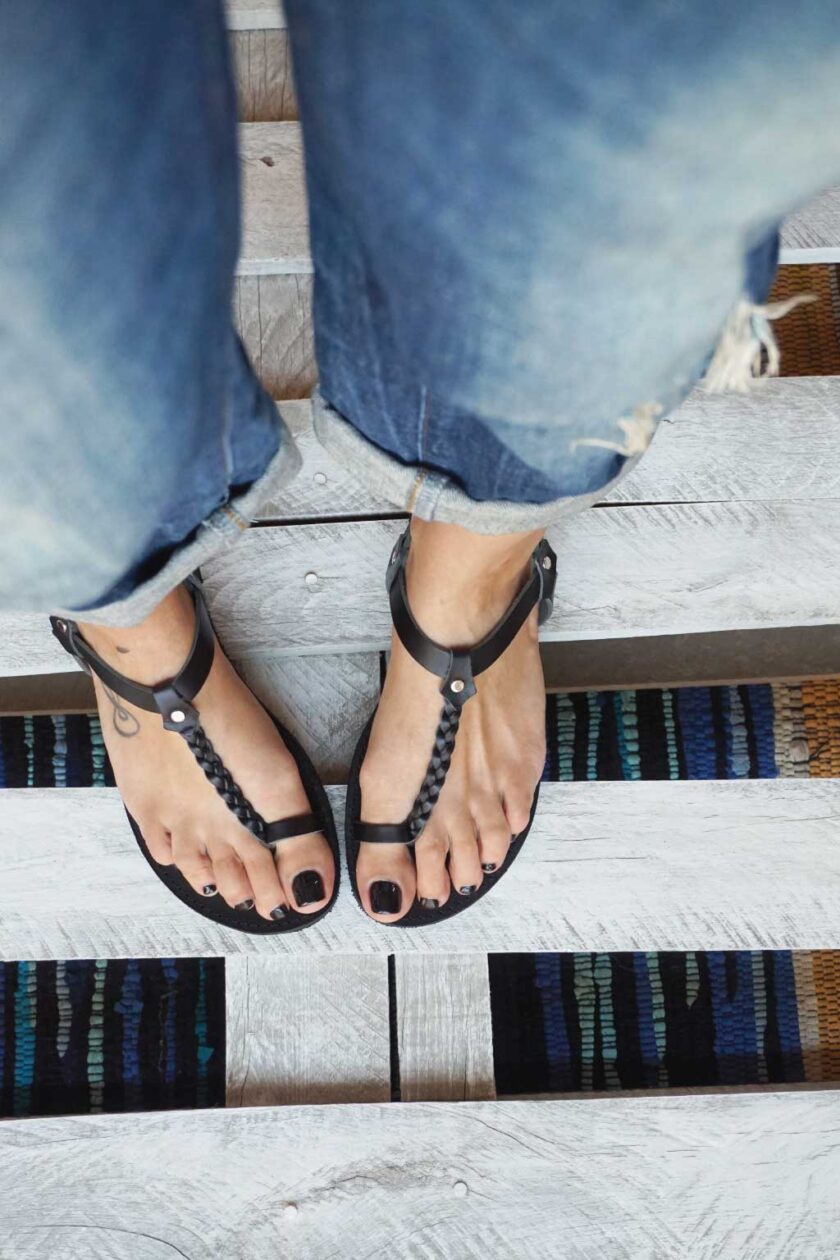 Greek sandals FUNKY LOOKS, black