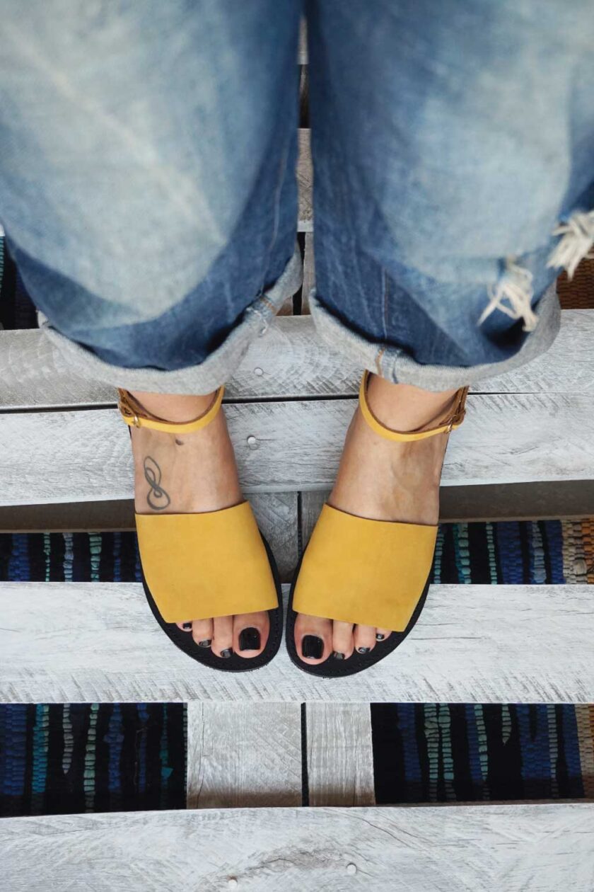 Women's sandals FUNKY WOMAN, yellow - mustard