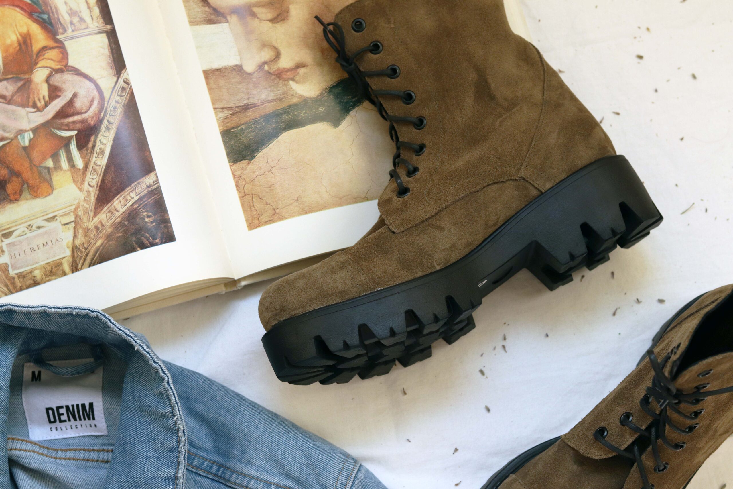FUNKY ROCK lace up boots in khaki leather