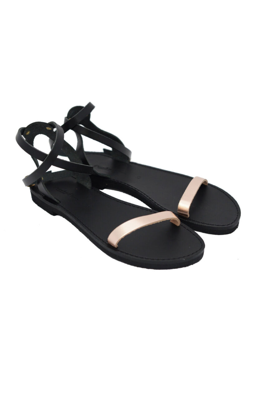 FUNKY ESSENTIALS minimal sandals in rose gold and black