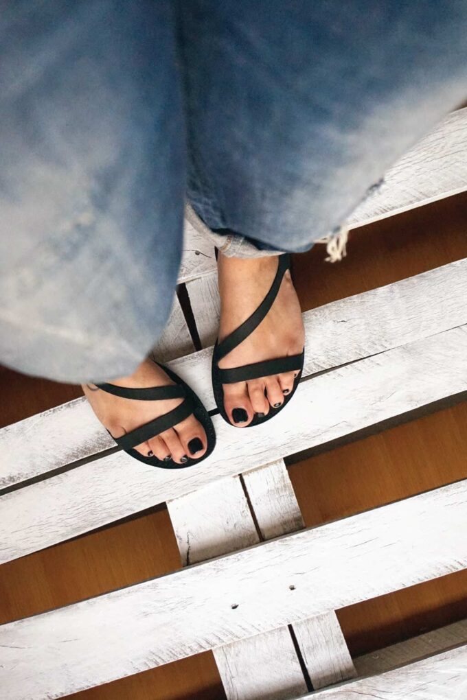 FUNKY STRIPES black leather strappy sandals
