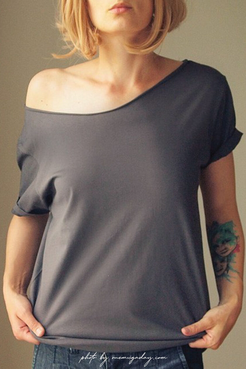 FUNKY T oversize t-shirt in gray