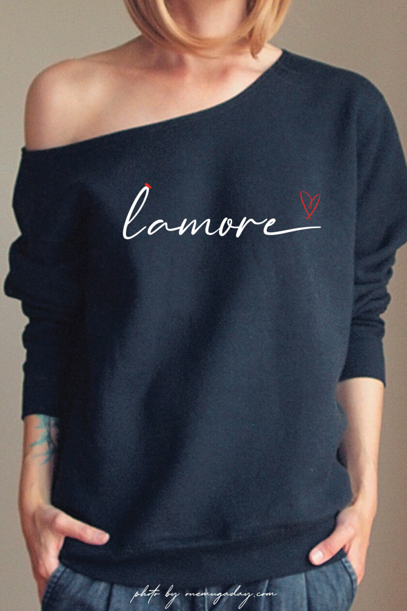 L`AMORE oversize black sweatshirt